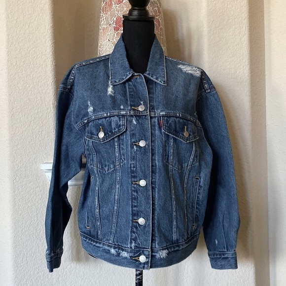 Levi's Jackets & Blazers - Levi Strauss 90’S TRUCKER JACKET Distressed Relaxed Fit Size S